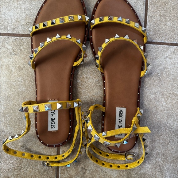 Steve Madden Shoes - Steve Madden Yellow Sandals with Silver Studs